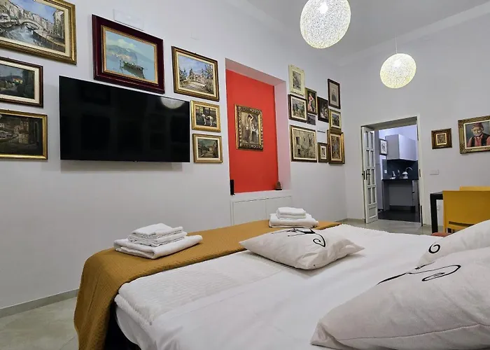 My Way Art Apartment Sorrento